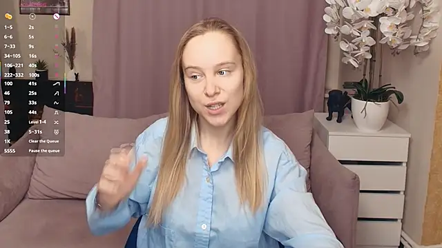 SoonMoor online show from February 2, 7:01 pm