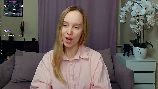 SoonMoor online show from February 22, 7:45 pm