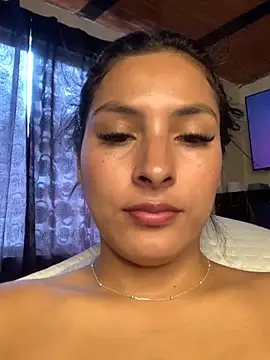 Snapshot of Berta_arevalo_blsd chatting on November 19, 5:57 pm Berta arevalo blsd online show from November 19, 5:57 pm