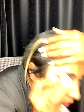 Snapshot of Berta_arevalo_blsd chatting on November 25, 5:07 am Berta arevalo blsd online show from November 25, 5:07 am