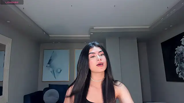 Snapshot of LucyWeiss_ chatting on September 24, 8:12 pm LucyWeiss online show from September 24, 8:12 pm