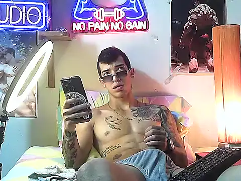 Strongcockfitness online show from October 22, 11:04 pm