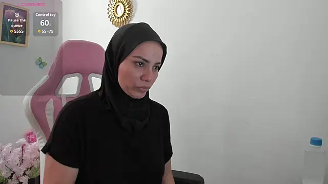 Snapshot of dalila_kemur chatting on November 2, 3:14 pm dalila kemur online show from November 2, 3:14 pm