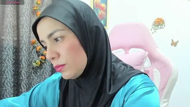 dalila kemur online show from March 13, 10:05 pm