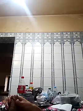 BeakedMezuza online show from April 18, 8:51 am