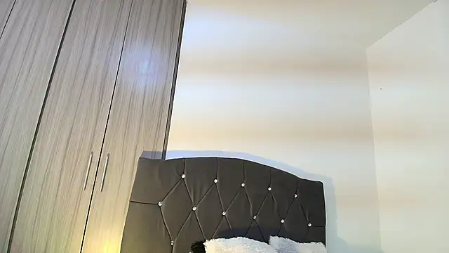 Ruby Whispers online show from November 22, 12:15 pm