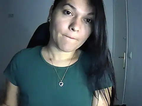 Snapshot of dulvolkova chatting on October 17, 6:38 am dulvolkova online show from October 17, 6:38 am
