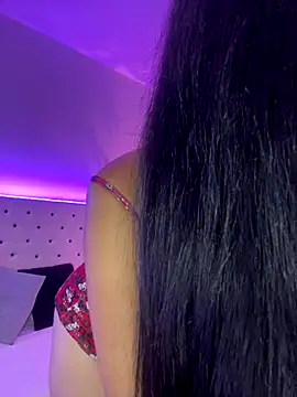 Snapshot of Mariana_Montes chatting on October 6, 7:44 pm Mariana Montes online show from October 6, 7:44 pm