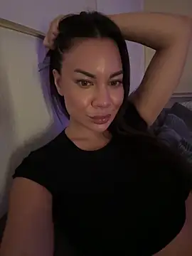 Snapshot of SweetMeiiii chatting on September 13, 6:18 pm SweetMeiiii online show from September 13, 6:18 pm