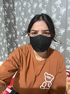 Snapshot of Sex_Queen_aaraya chatting on May 3, 3:40 pm Sex Queen aaraya online show from May 3, 3:40 pm
