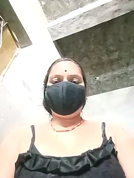 Snapshot of suhani_sharmj chatting on November 21, 4:27 pm suhani sharmj online show from November 21, 4:27 pm