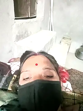 Snapshot of suhani_sharmj chatting on November 29, 2:53 pm suhani sharmj online show from November 29, 2:53 pm