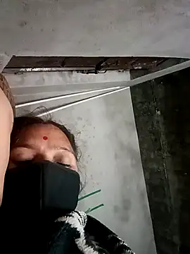 Snapshot of suhani_sharmj chatting on December 13, 10:48 pm suhani sharmj online show from December 13, 10:48 pm