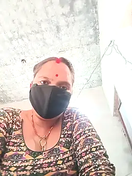 Snapshot of suhani_sharmj chatting on December 21, 7:15 am suhani sharmj online show from December 21, 7:15 am