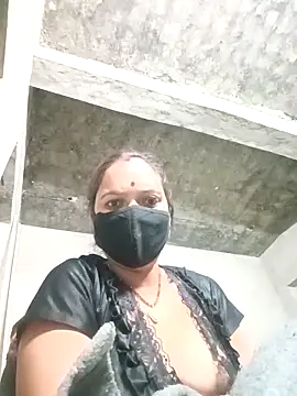 Snapshot of suhani_sharmj chatting on December 21, 8:38 pm suhani sharmj online show from December 21, 8:38 pm