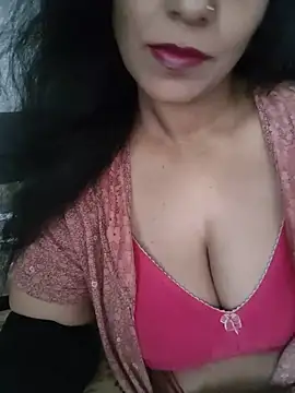 Deepa Sharma143 online show from June 2, 1:40 am