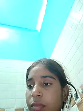 Snapshot of Hot-Soniya2 chatting on November 25, 3:28 am Hot-Soniya2 online show from November 25, 3:28 am