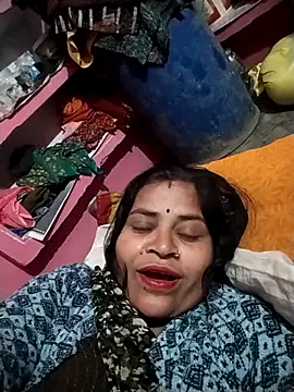 Snapshot of Hot_babli54 chatting on December 3, 3:32 pm Hot babli54 online show from December 3, 3:32 pm