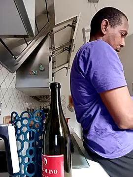 estrogeni online show from April 15, 6:42 am