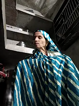 Snapshot of Hot_liya54 chatting on October 30, 3:30 am Hot liya54 online show from October 30, 3:30 am