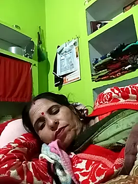 Snapshot of Hot_liya54 chatting on November 25, 7:47 pm Hot liya54 online show from November 25, 7:47 pm