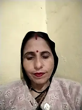 Snapshot of Hot_liya54 chatting on December 16, 4:01 pm Hot liya54 online show from December 16, 4:01 pm