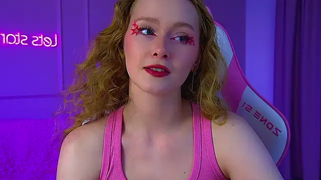 AgataFoxley online show from May 9, 6:35 pm