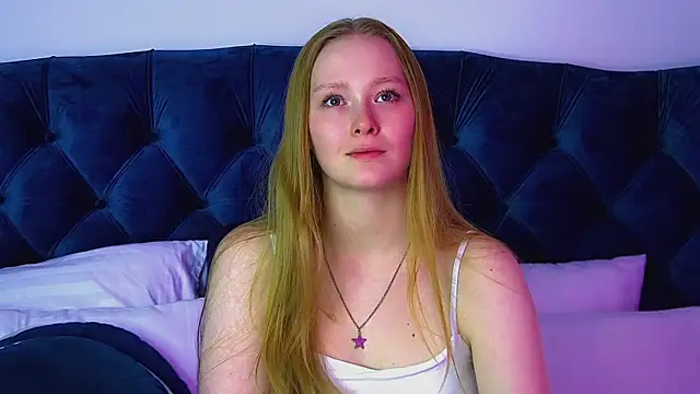 AgataFoxley online show from July 10, 6:39 am