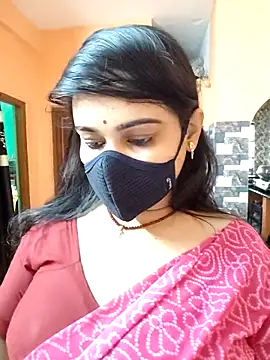 naughty nataasa online show from December 18, 8:31 am