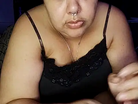 xlatinastar online show from February 15, 6:10 am