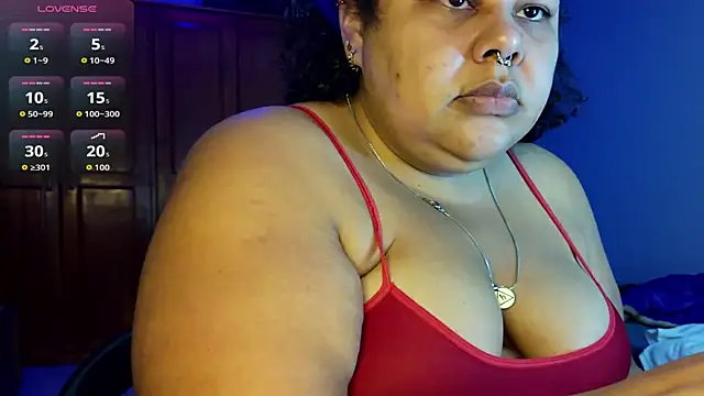 Snapshot of xlatinastar chatting on May 26, 12:12 pm xlatinastar online show from May 26, 12:12 pm