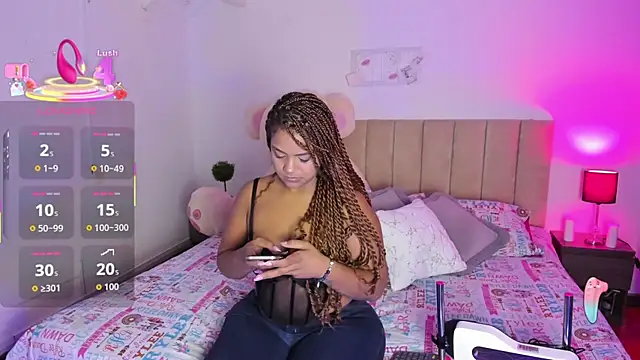 Hill Brownie online show from November 27, 1:02 pm