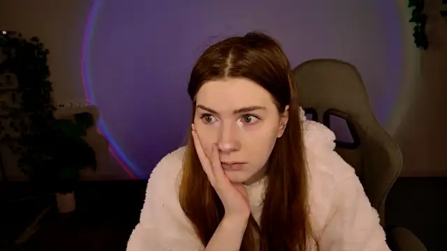 AliceCUNTach online show from December 21, 5:03 am