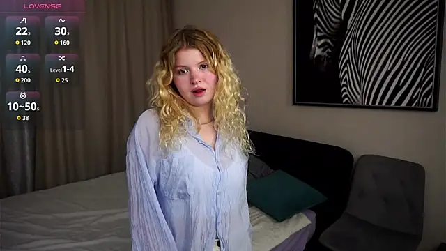 Snapshot of ShontaWasilko chatting on September 10, 5:35 pm ShontaWasilko online show from September 10, 5:35 pm