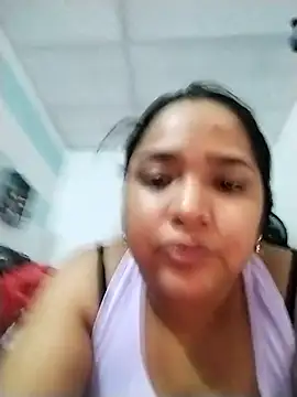 Snapshot of Angelly_ricura chatting on November 17, 3:18 pm Angelly ricura online show from November 17, 3:18 pm