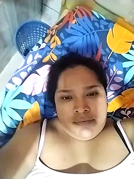 Snapshot of Angelly_ricura chatting on November 22, 1:43 pm Angelly ricura online show from November 22, 1:43 pm