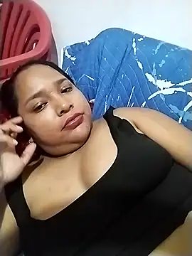 Snapshot of Angelly_ricura chatting on November 26, 2:45 am Angelly ricura online show from November 26, 2:45 am