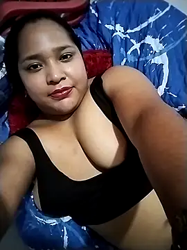 Snapshot of Angelly_ricura chatting on November 27, 2:57 am Angelly ricura online show from November 27, 2:57 am