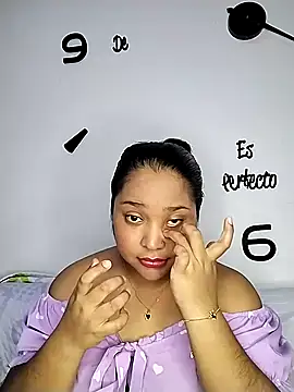 Snapshot of Angelly_ricura chatting on December 5, 3:20 pm Angelly ricura online show from December 5, 3:20 pm