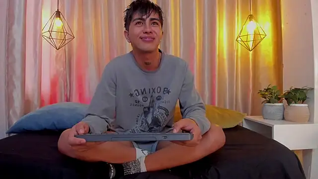 arion sherwind online show from September 8, 7:13 pm