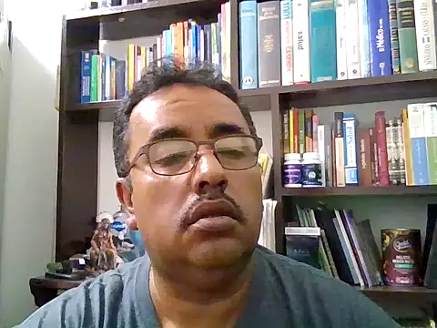 Snapshot of HomHot47 chatting on October 8, 2:31 am HomHot47 online show from October 8, 2:31 am