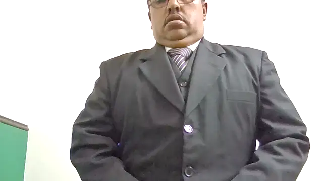 Snapshot of HomHot47 chatting on November 27, 10:01 pm HomHot47 online show from November 27, 10:01 pm