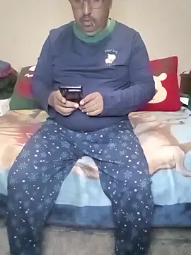 Snapshot of HomHot47 chatting on December 21, 6:31 am HomHot47 online show from December 21, 6:31 am