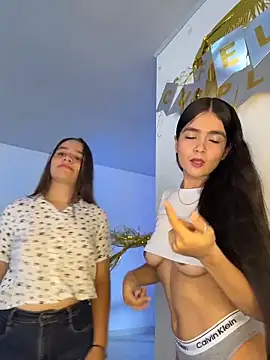 Ashley and Zoe online show from February 14, 4:15 pm