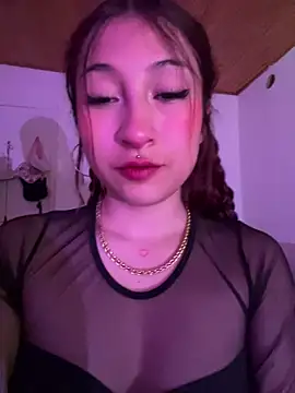 liin rose online show from September 12, 1:17 am