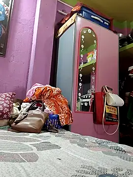 hotbhabhi011 online show from November 9, 4:00 am