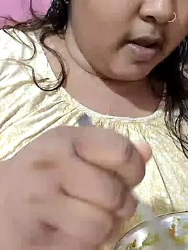 Snapshot of hotbhabhi011 chatting on June 19, 10:52 am hotbhabhi011 online show from June 19, 10:52 am