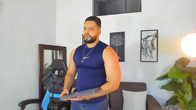 Justin kingX7 online show from February 6, 1:21 am