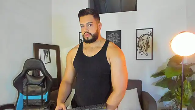 Justin kingX7 online show from February 14, 2:30 am