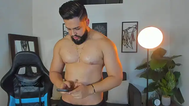 Justin kingX7 online show from March 28, 3:39 am